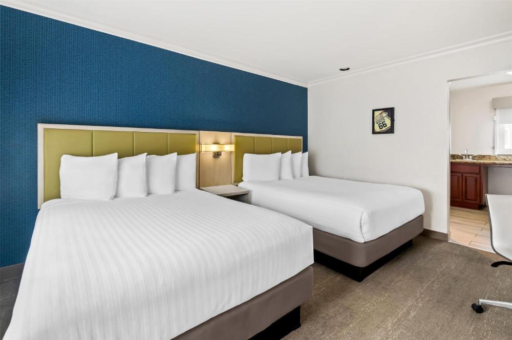 Queen Room with Two Queen Beds interior